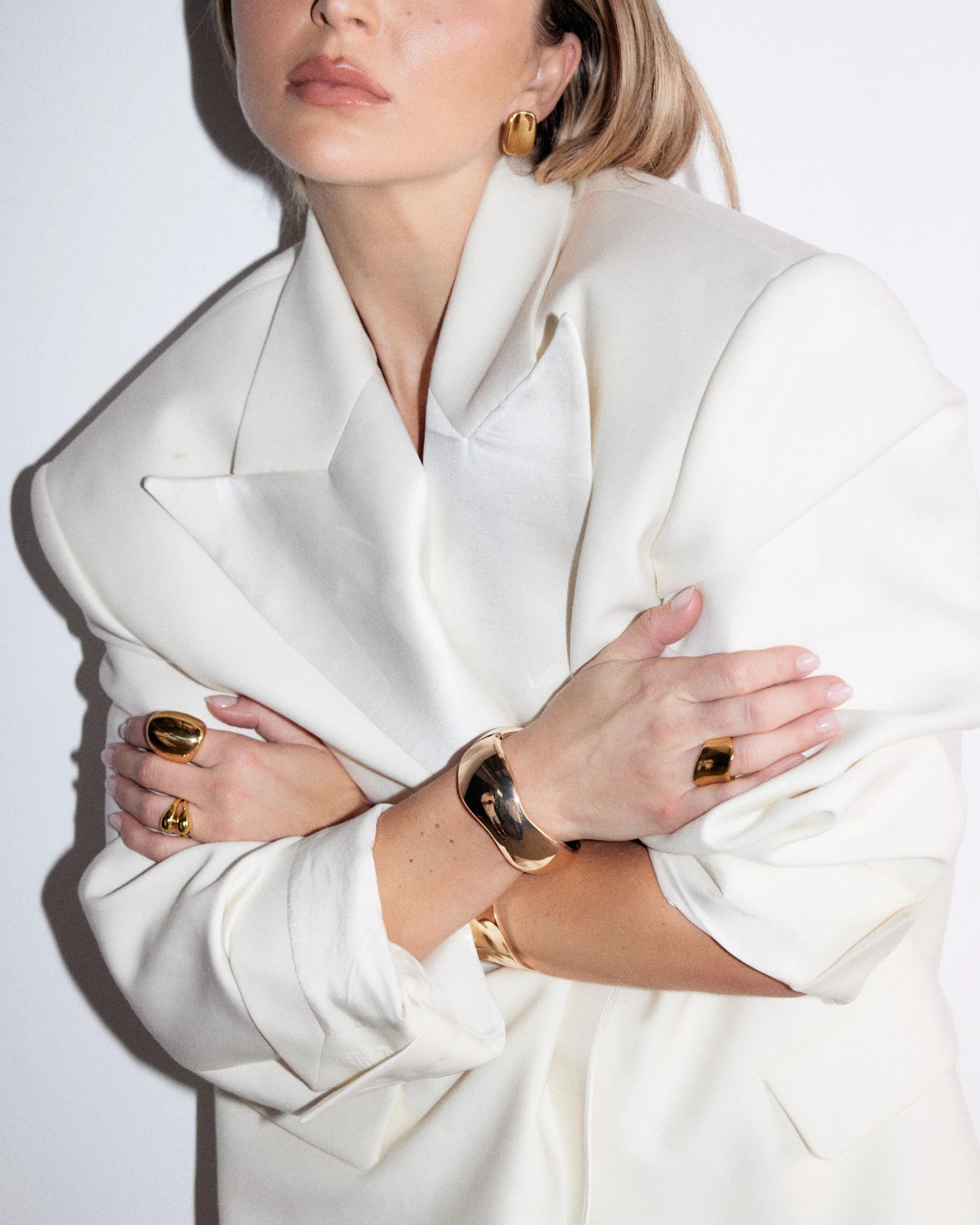 Fluid Bangle | Gold