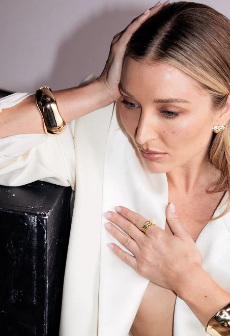 Fluid Bangle | Gold