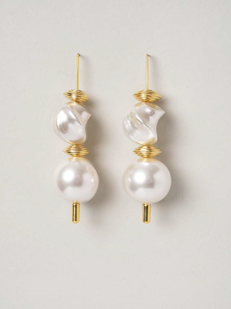 Holiday Earrings | Pearl